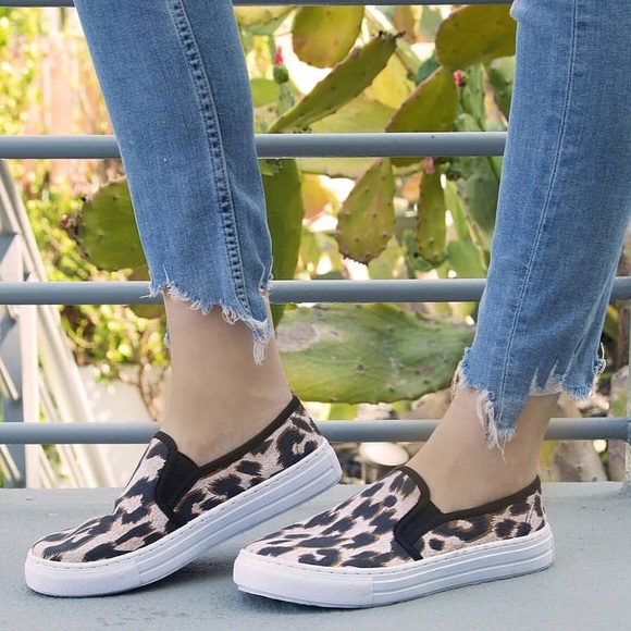 qupid leopard slip on sneakers